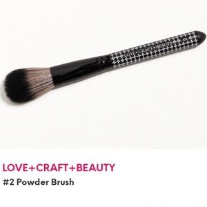 Love Craft Beauty #2 brush ➿
